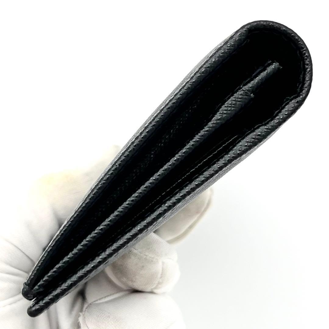 【美品】プラダ 長財布 三角ロゴ 金具 サフィアーノレザー ブラック