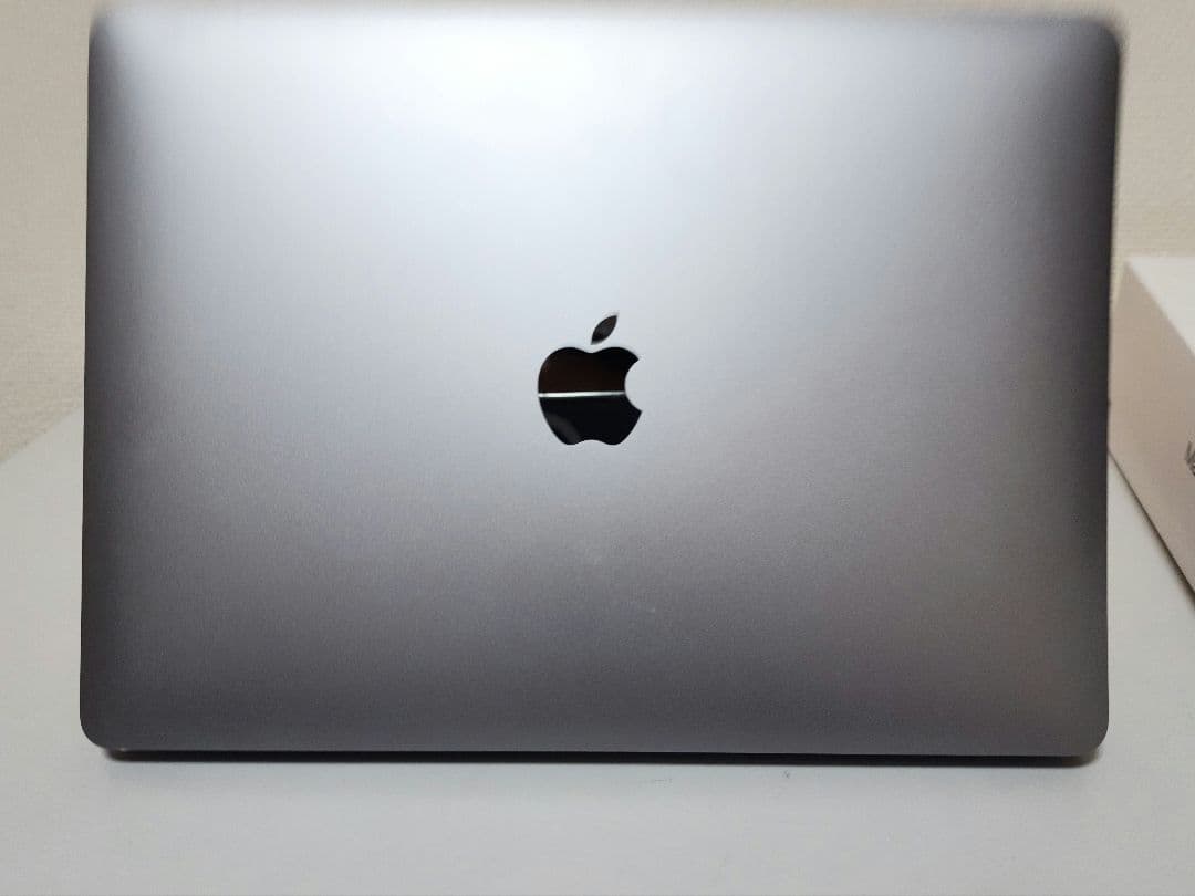 上位モデルMacbook Air 2020 M1/8GB/1TB/53回充電