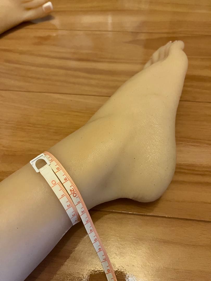 リアルな女性の脚のマネキン