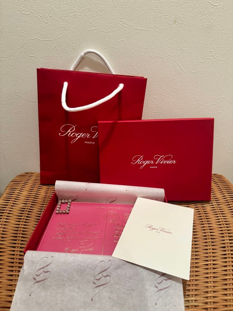 Roger Vivierポーチ マルチケース レザー ピンクビジュー クリスタル