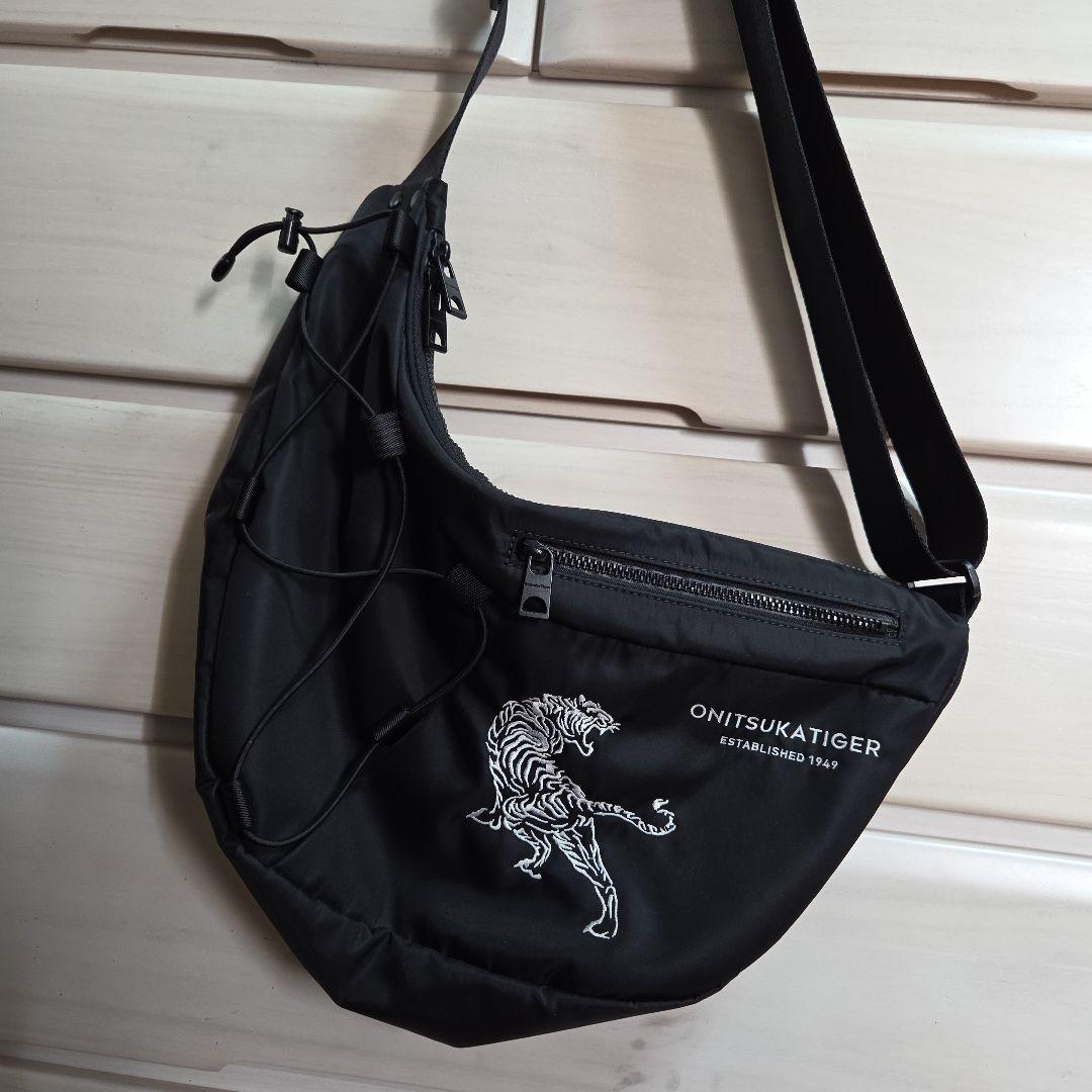 Onitsuka Tiger　ショルダーバッグ