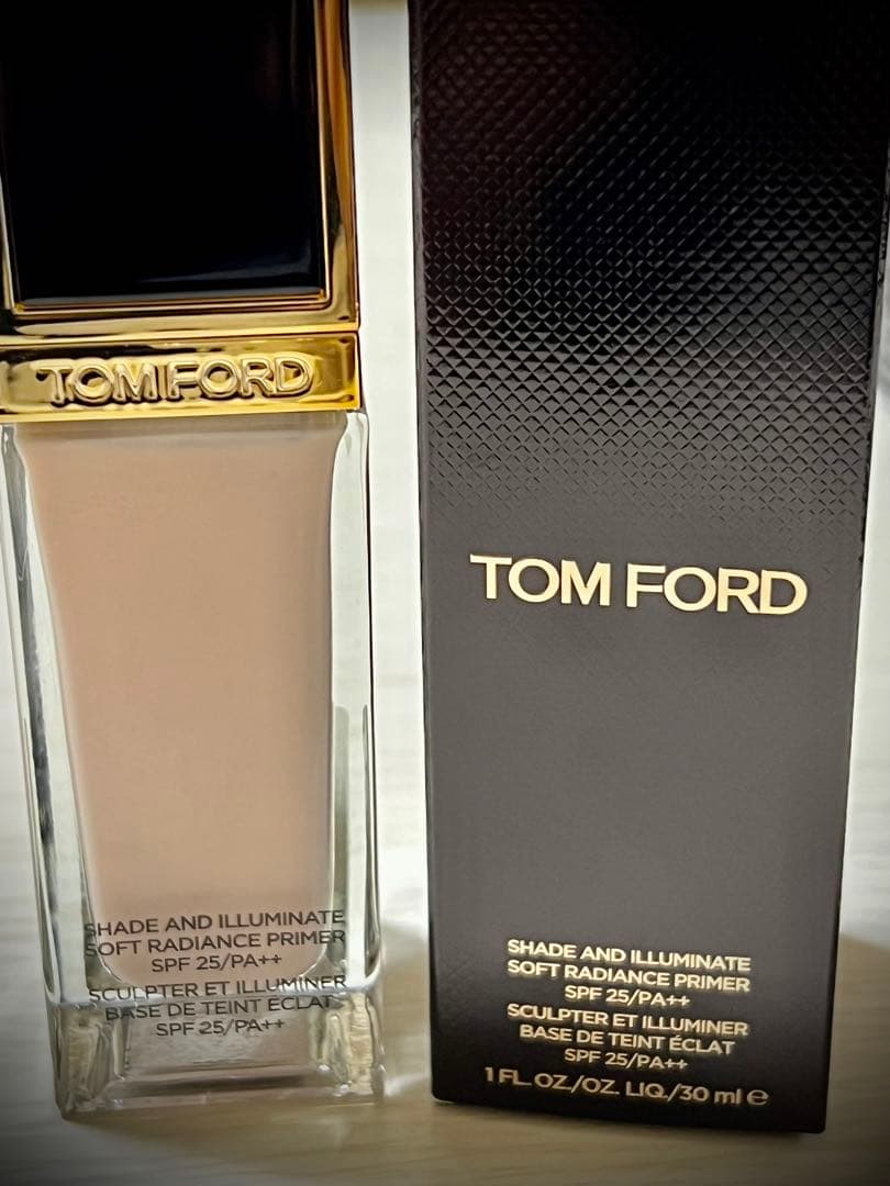 TOM FORD アーキテクチャー ラディアンス ファンデーション 、プライマー