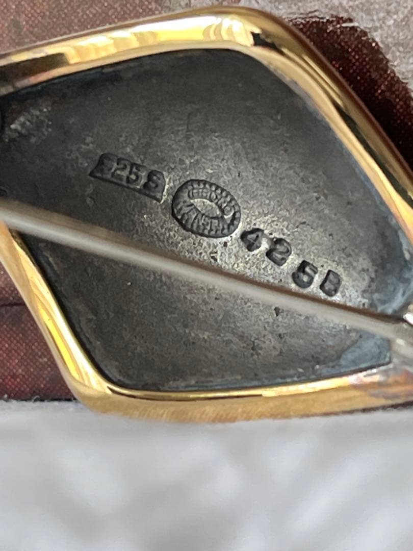 【最終価格】  ゴールド ブローチ