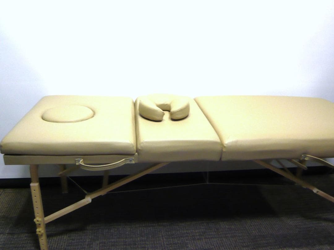 Luxia 高級木製折りたたみリクライニングベッド　 施術ベッド