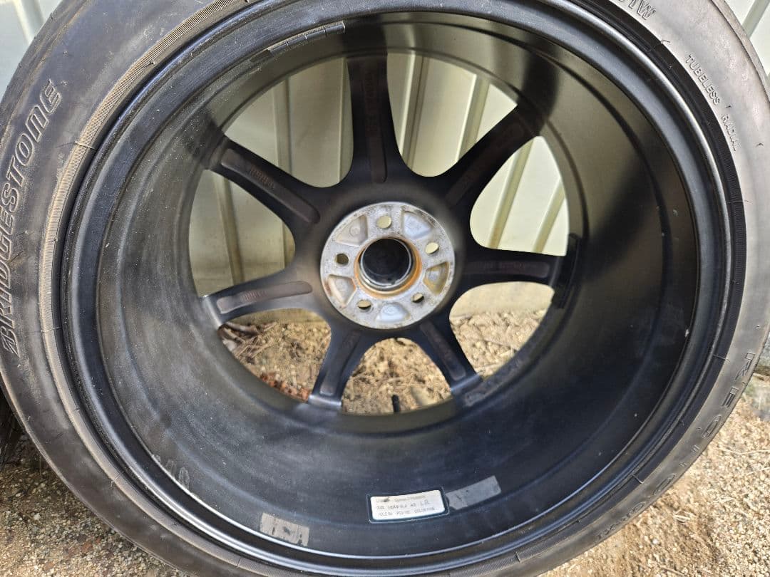 レイズマルカ18インチ8.5jタイヤホイール