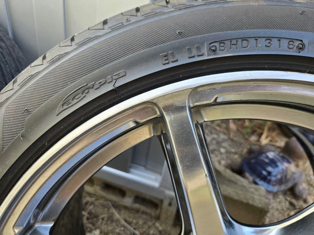 レイズマルカ18インチ8.5jタイヤホイール