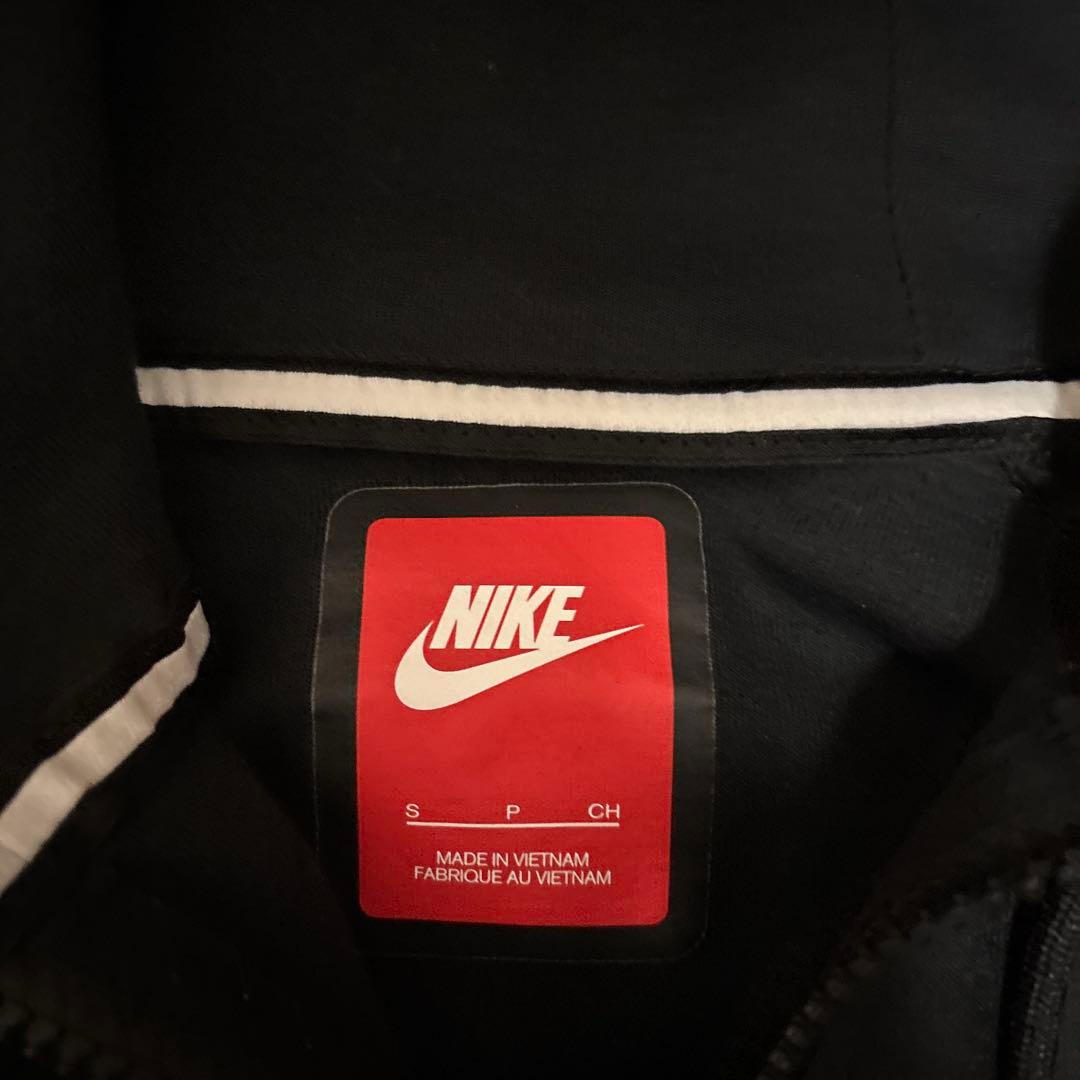 Nike テックフリース　黒　S