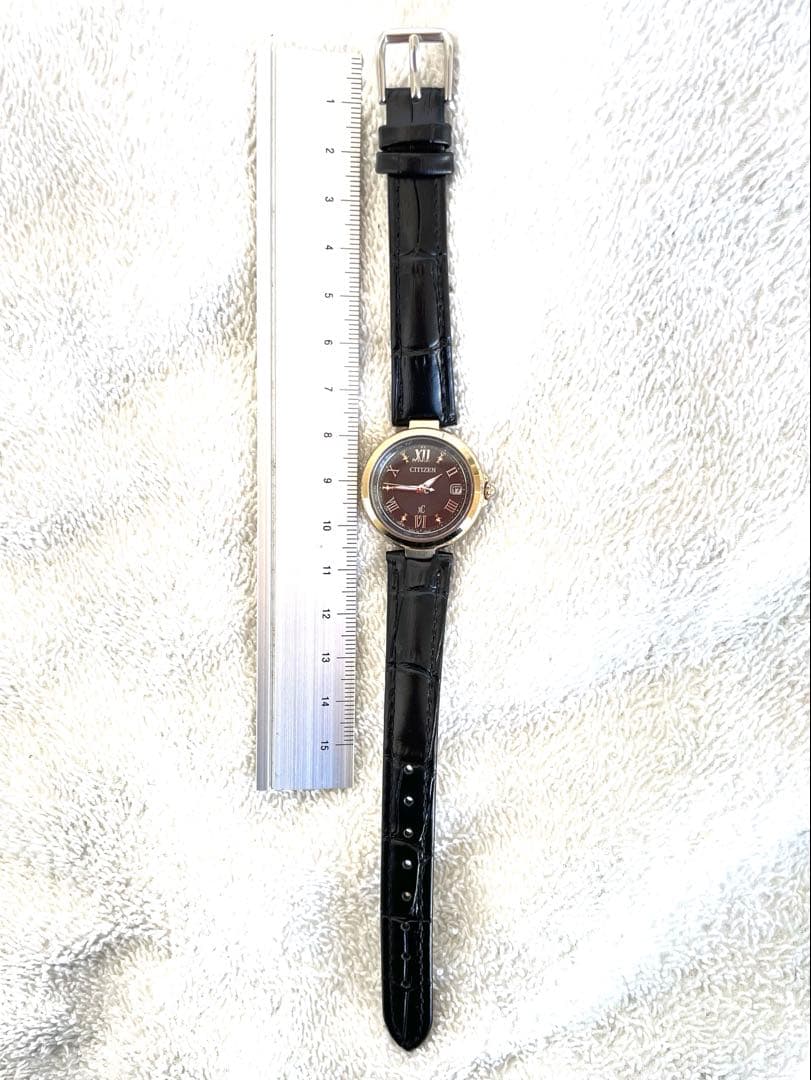 美品❣シチズンクロスシーxC　H240 黒文字盤　黒レザー　電波ソーラー　稼働