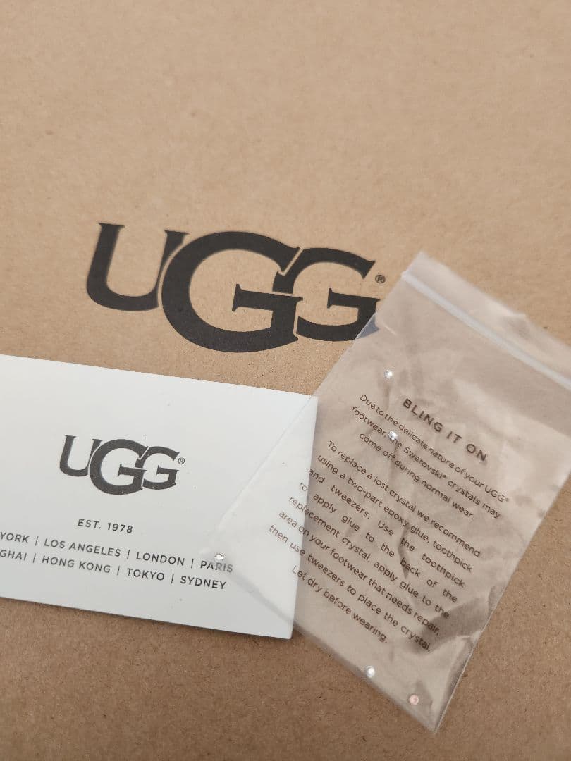 新品 UGG BAILEY Button スワロフスキー ベイリーボタン 8