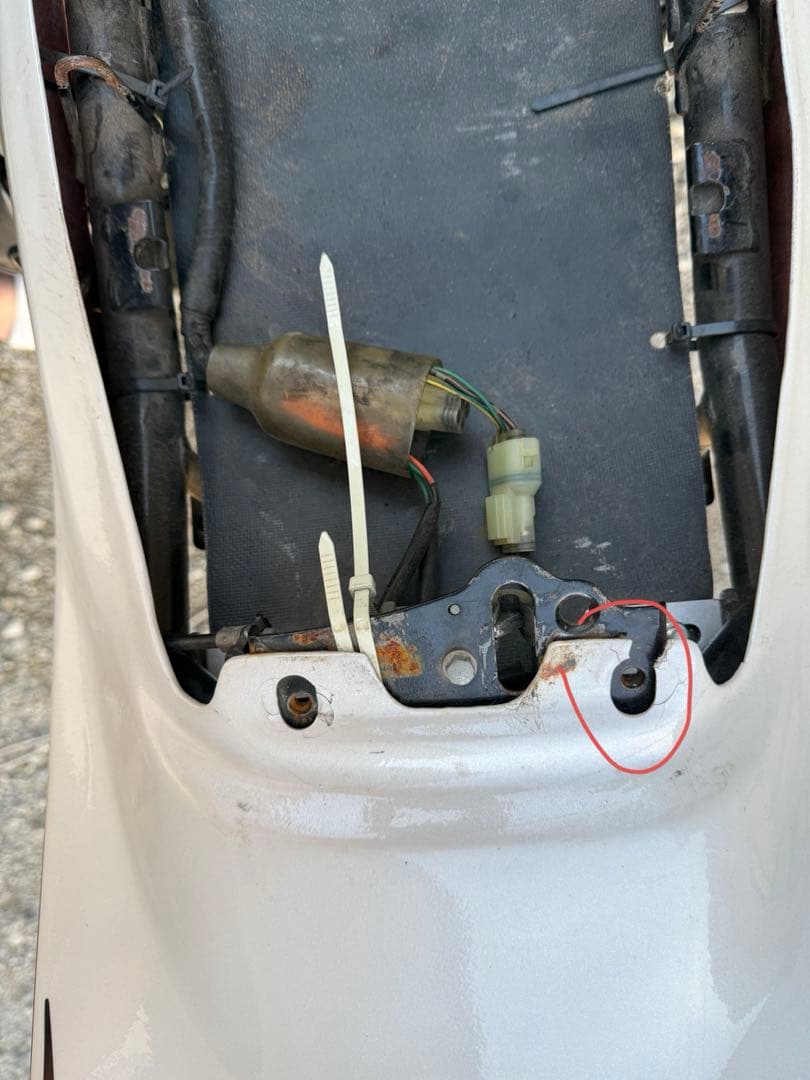 外装別売り用 サイドカバー テールカウル ランプ インナーフェンダー