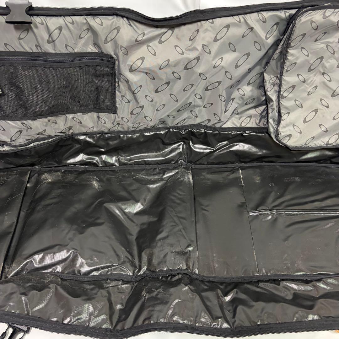 OAKLEY オークリー スノーボードケース キャスター付き