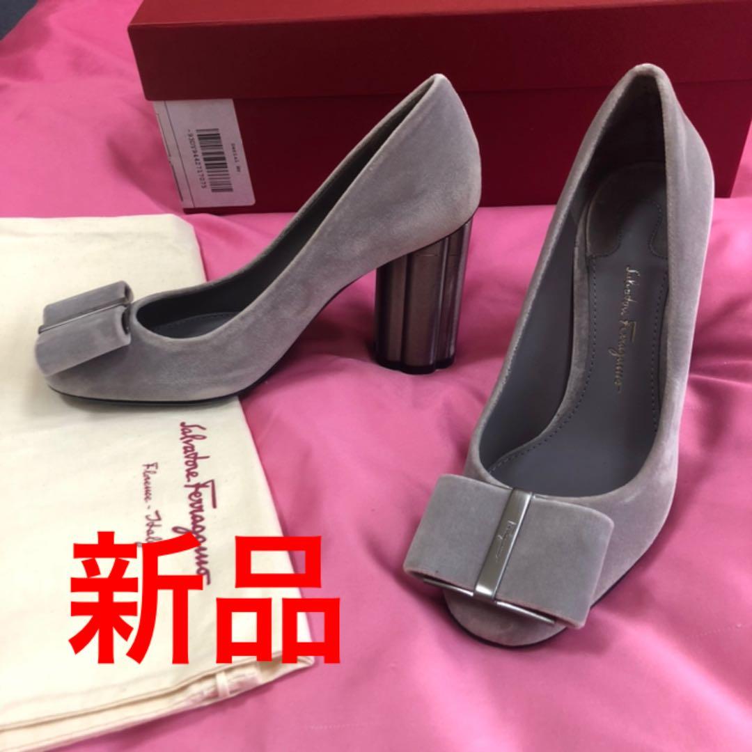 サルヴァトーレフェラガモ　新品同様パンプス4Cサイズ21.5〜22靴ハイヒール