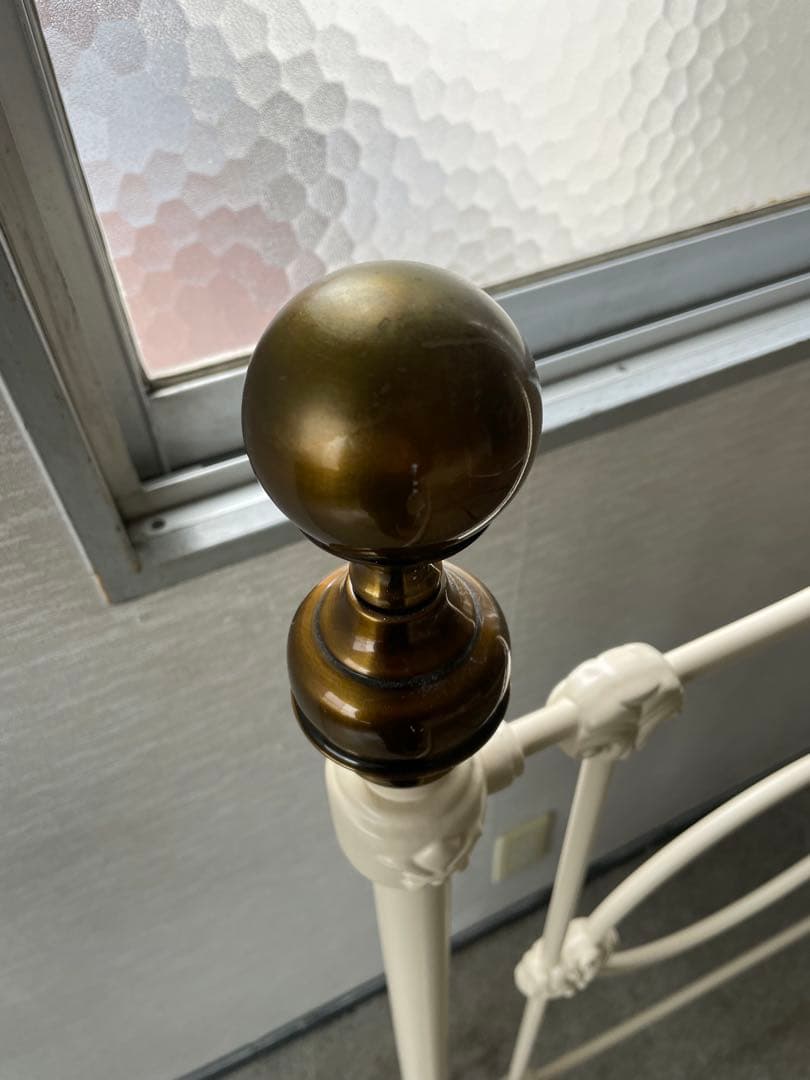 ローラアシュレイ　ベッドフレーム　オフホワイト