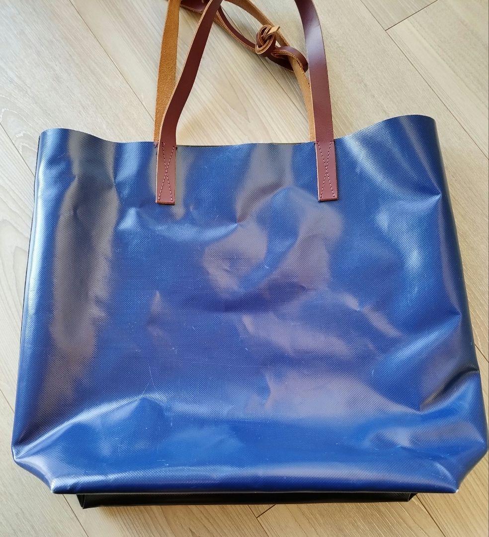 MARNI 黒青 PVCトートバッグ　マルニ