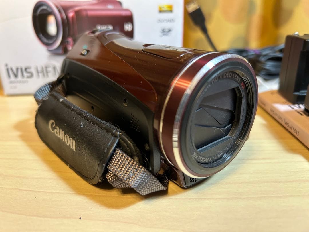 ★極美品★　Canon IVIS HF M41 赤　※値段交渉歓迎