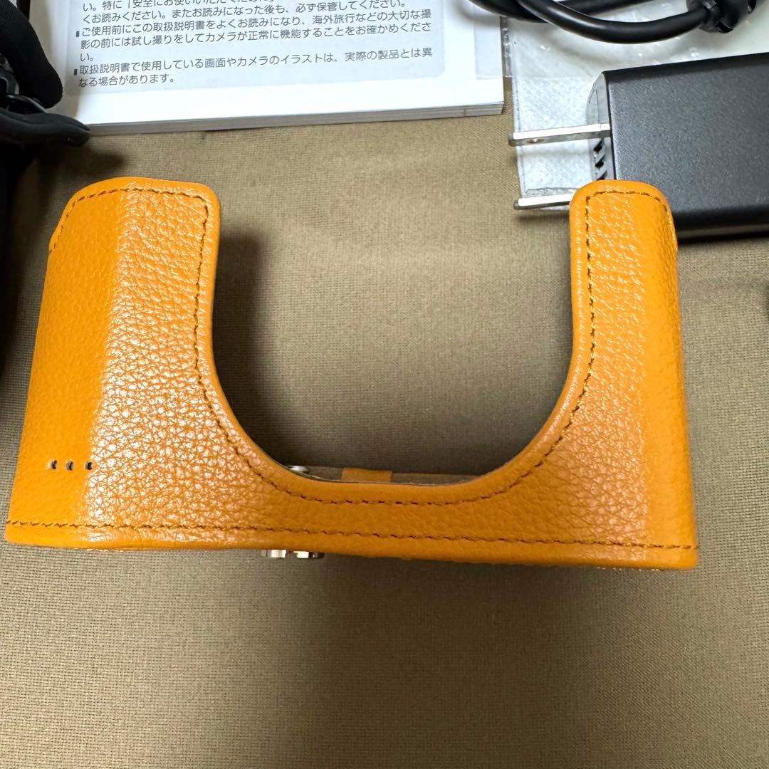 デジタルカメラ OLYMPUS STYLUS SH-3 ボディージャケット付き