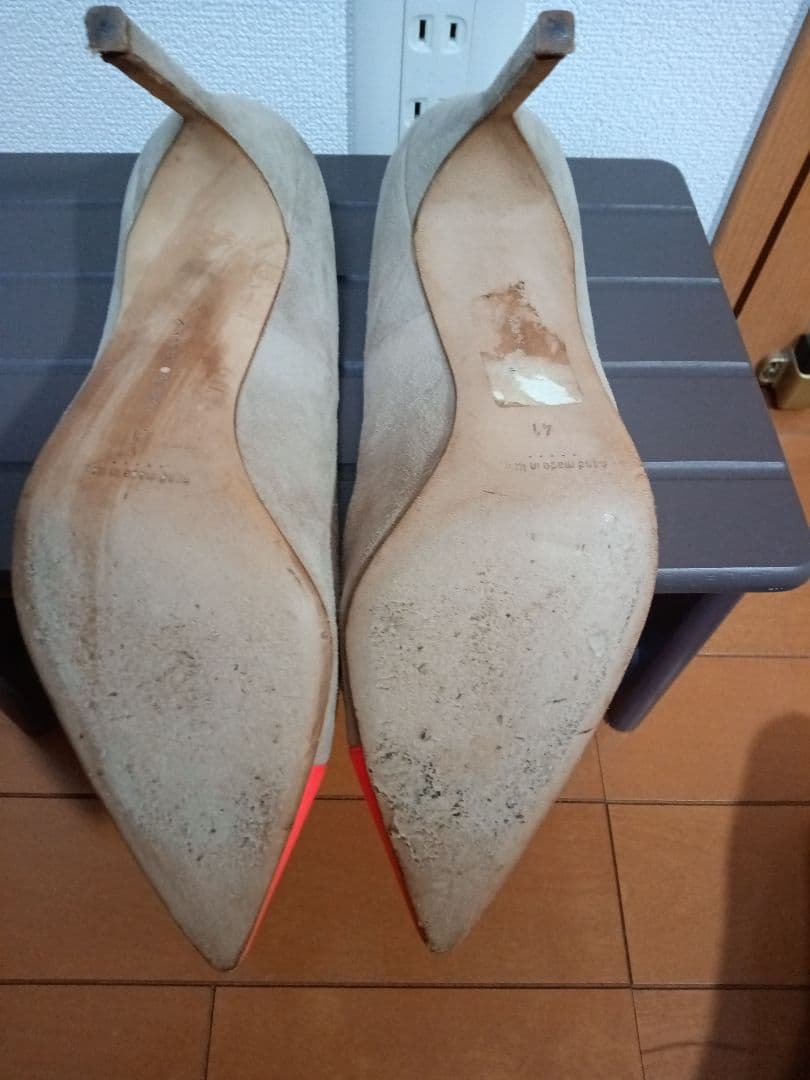 マノロプラニク　ベージュ/ピンク スエード ハイヒールパンプス　サイズ41