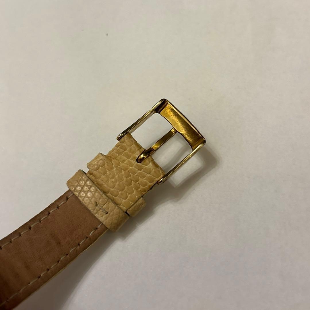 カルティエ　タンク　縦ローマ