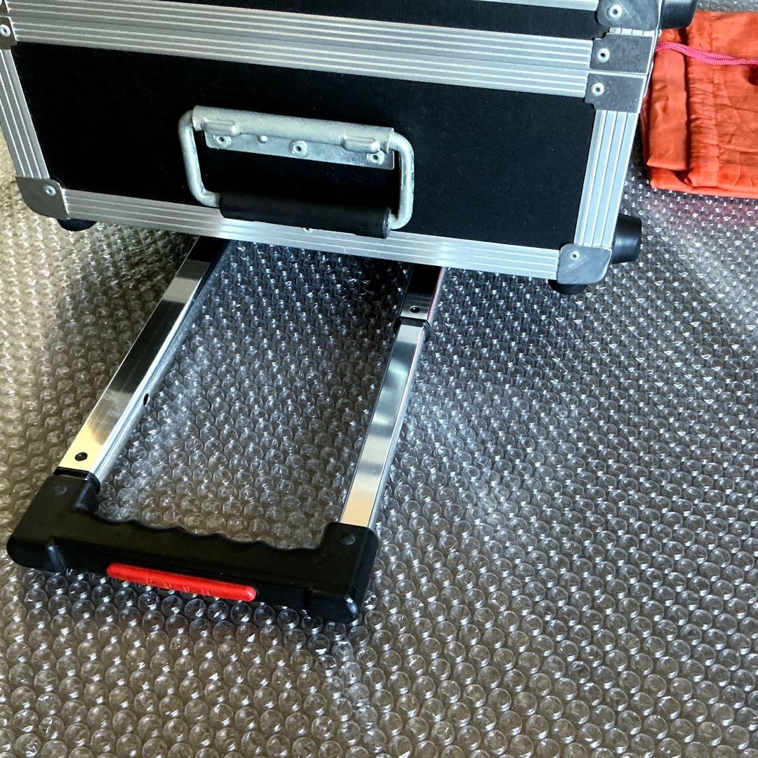 美品 CHALLENGER キャリートランク スーツケース チャレンジャー 小物