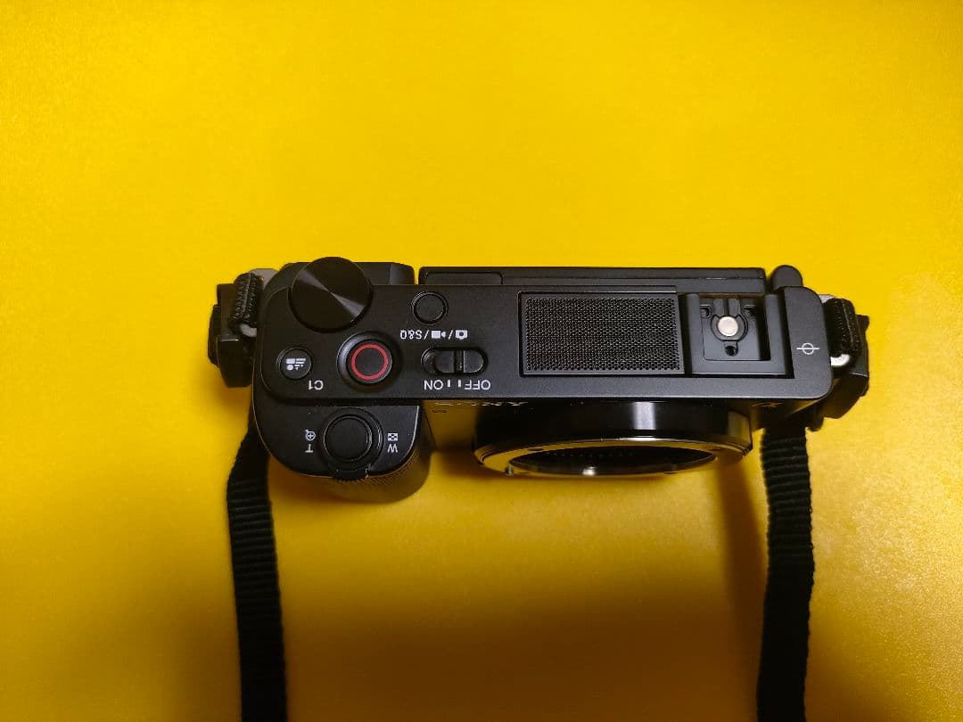 デジタルカメラ SONY ZVE 10 4K UHD VLOG CAMERA