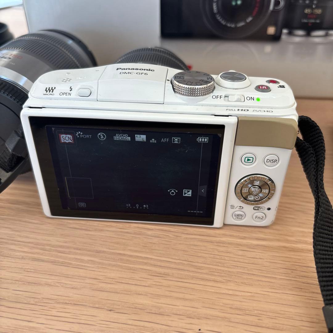 Panasonic DMC-GF6W ミラーレスカメラ