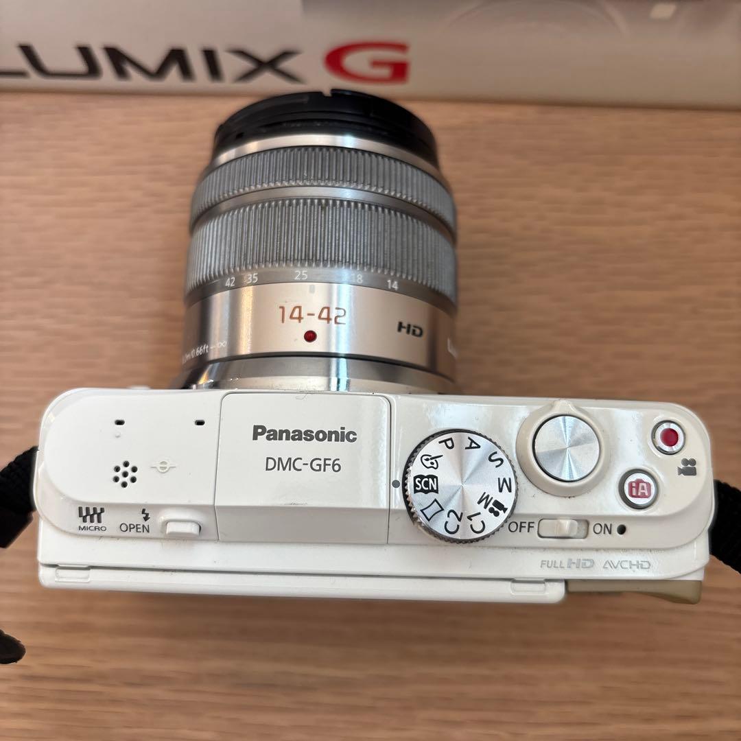 Panasonic DMC-GF6W ミラーレスカメラ