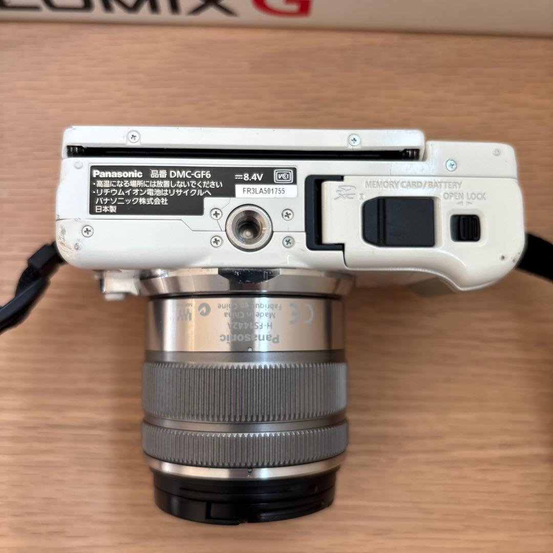 Panasonic DMC-GF6W ミラーレスカメラ