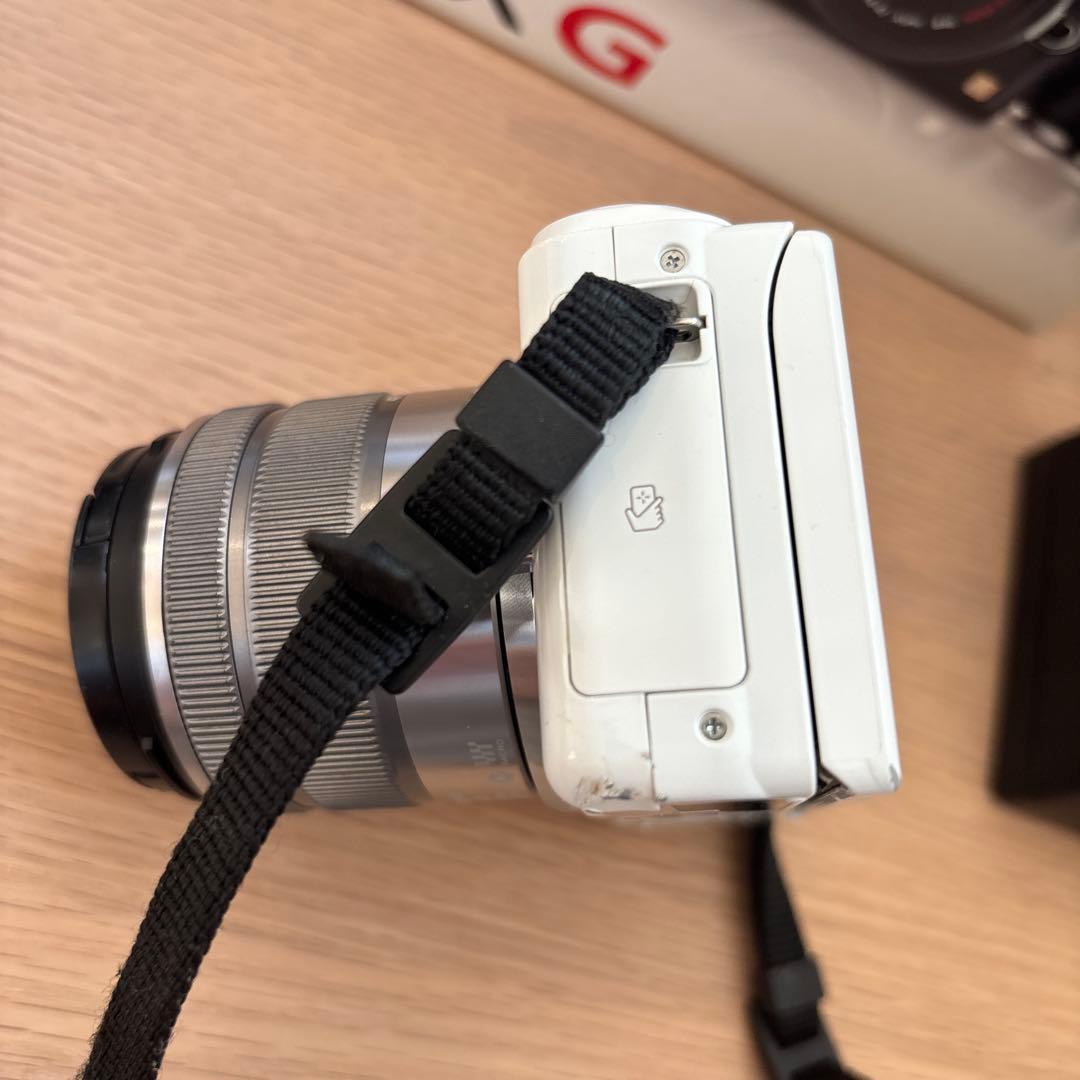 Panasonic DMC-GF6W ミラーレスカメラ