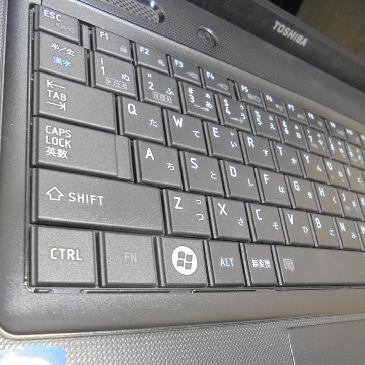 東芝 14型ワイドノートPC dynabook B240/22A／Win7-64