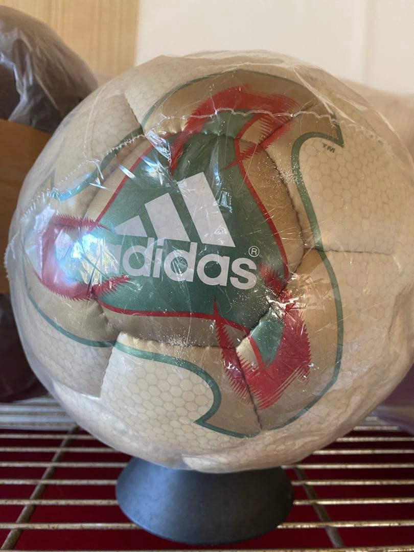 mercy　adidas 日韓ワールドカップ　サッカーボール