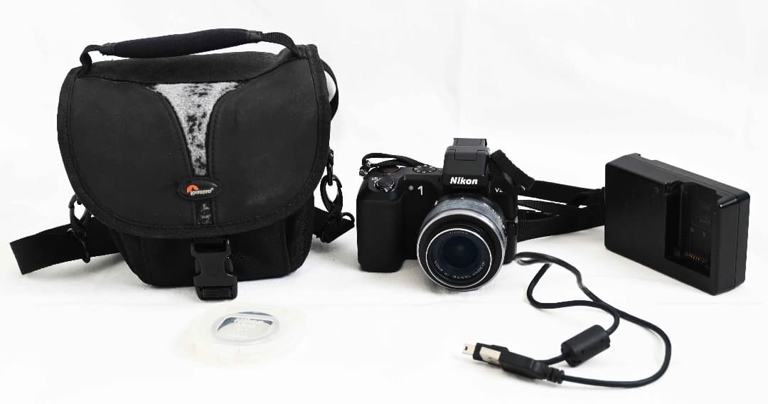 Nikon 1 V2 ミラーレスカメラ 10-30mmレンズ＋C P-16レンズ