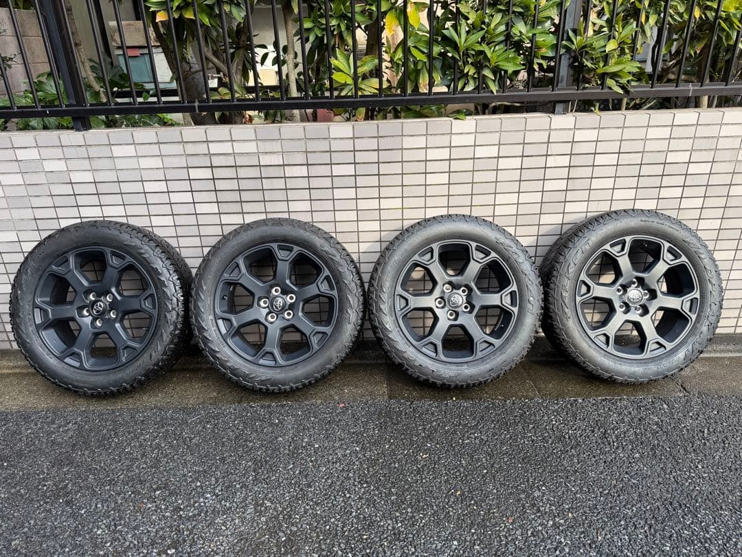 2023年新車外しRAV4 オフロードPKGⅡ 純正18インチ 4本 送料込み