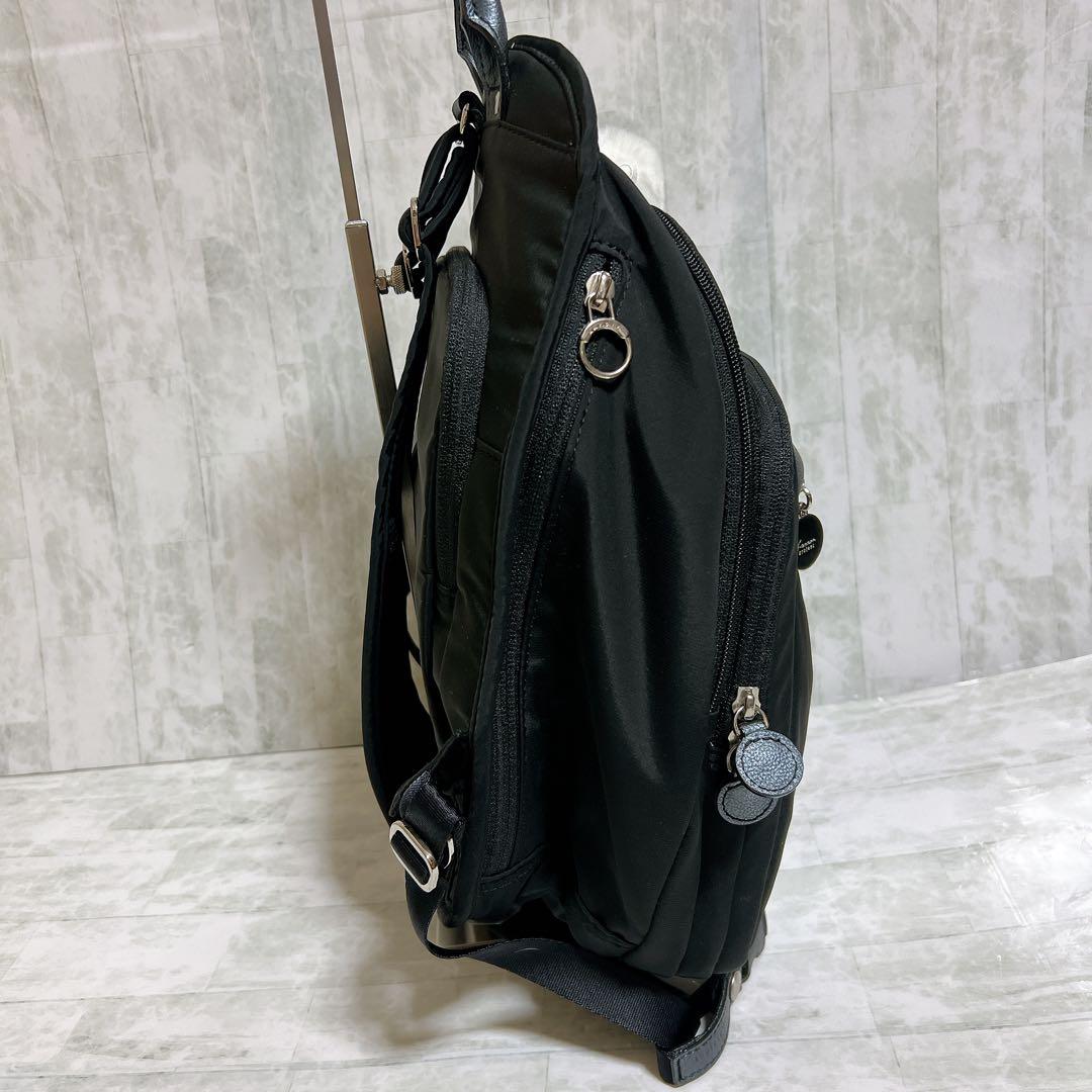 極美品 ✨　カナナプロジェクト　リュックサック　軽量　2way ナイロン　通勤