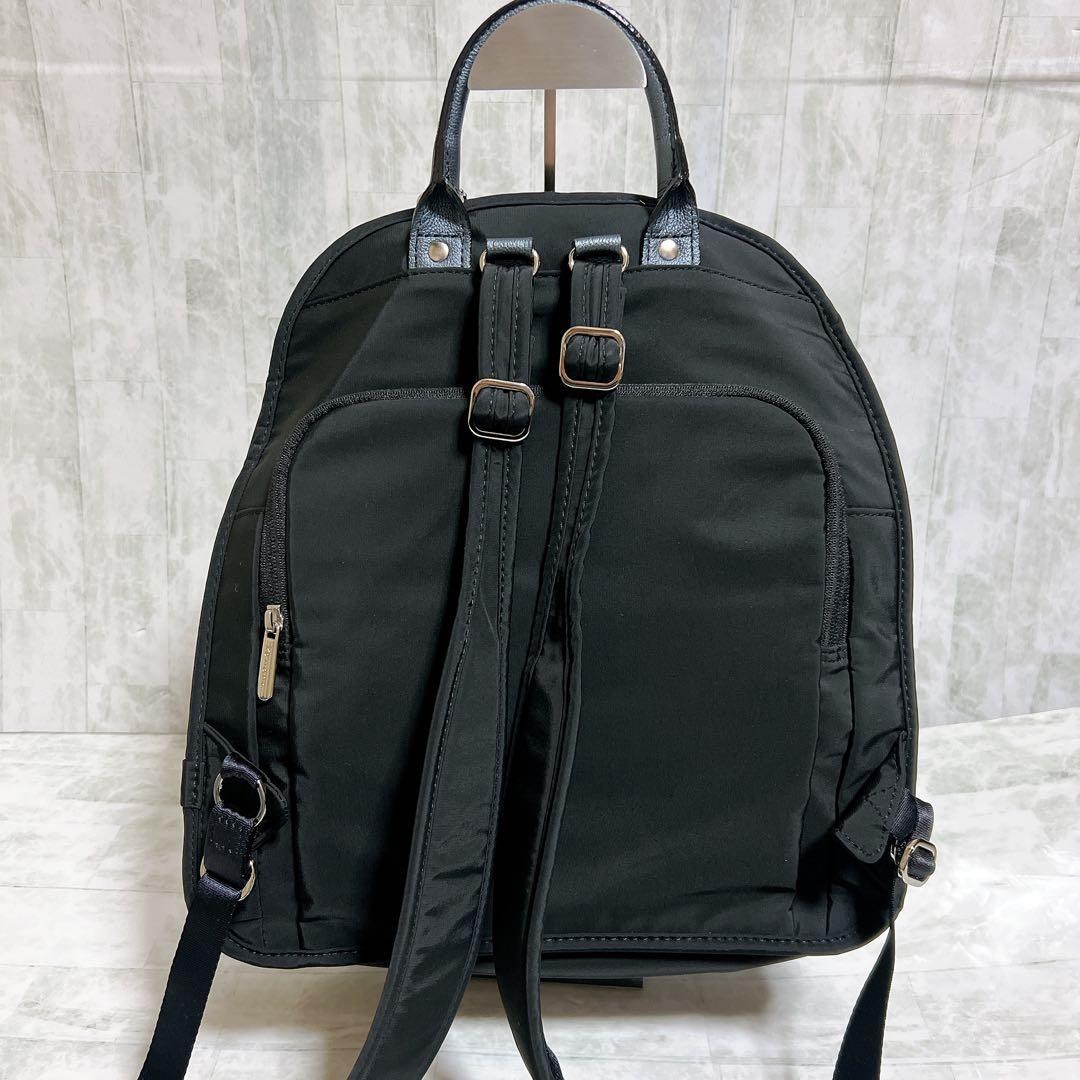 極美品 ✨　カナナプロジェクト　リュックサック　軽量　2way ナイロン　通勤