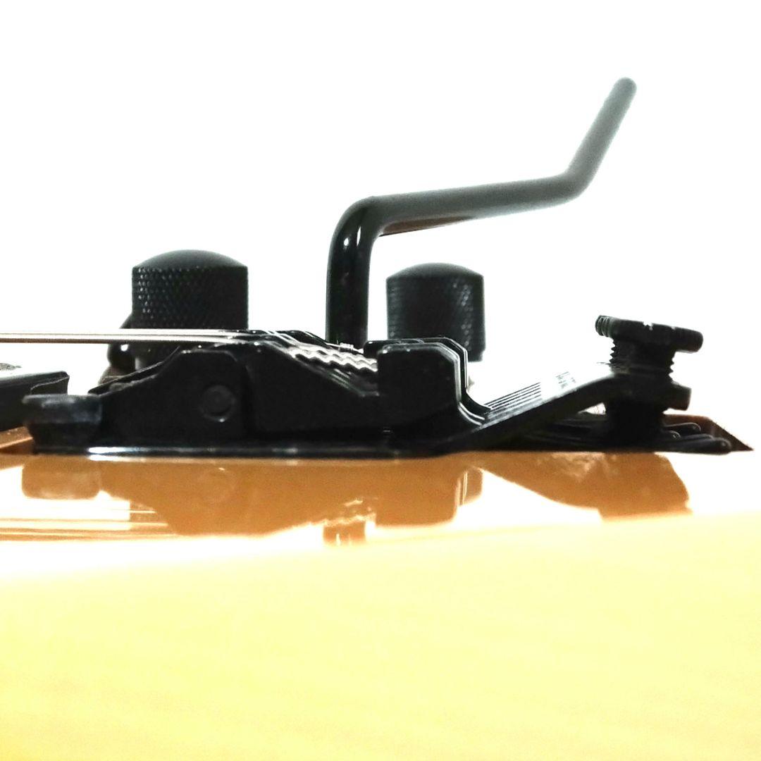 YAMAHA　ヤマハ　RGX521D　スーパーストラトタイプ　エレキギター