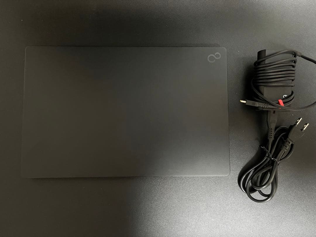 【新品同様】FUJITSU 富士通　フルブラック　LIFEBOOK ライフブック