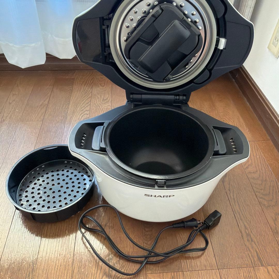 S*U様 ヘルシオ ホットクック　勝間家電　2.4L KN-HW24F ホワイト