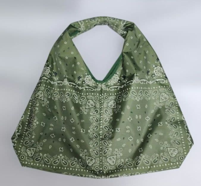 LeSportsac LG MARCHE BAG オリーブグリーン