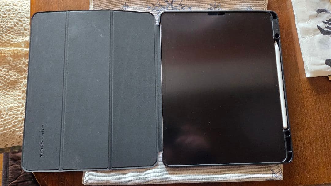 iPad Pro 12.9インチ(第6世代) +Apple Pencil