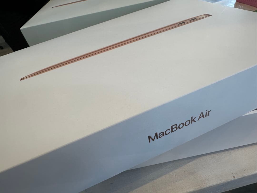 MacBook Air 2020 13インチ Core i3 ゴールド