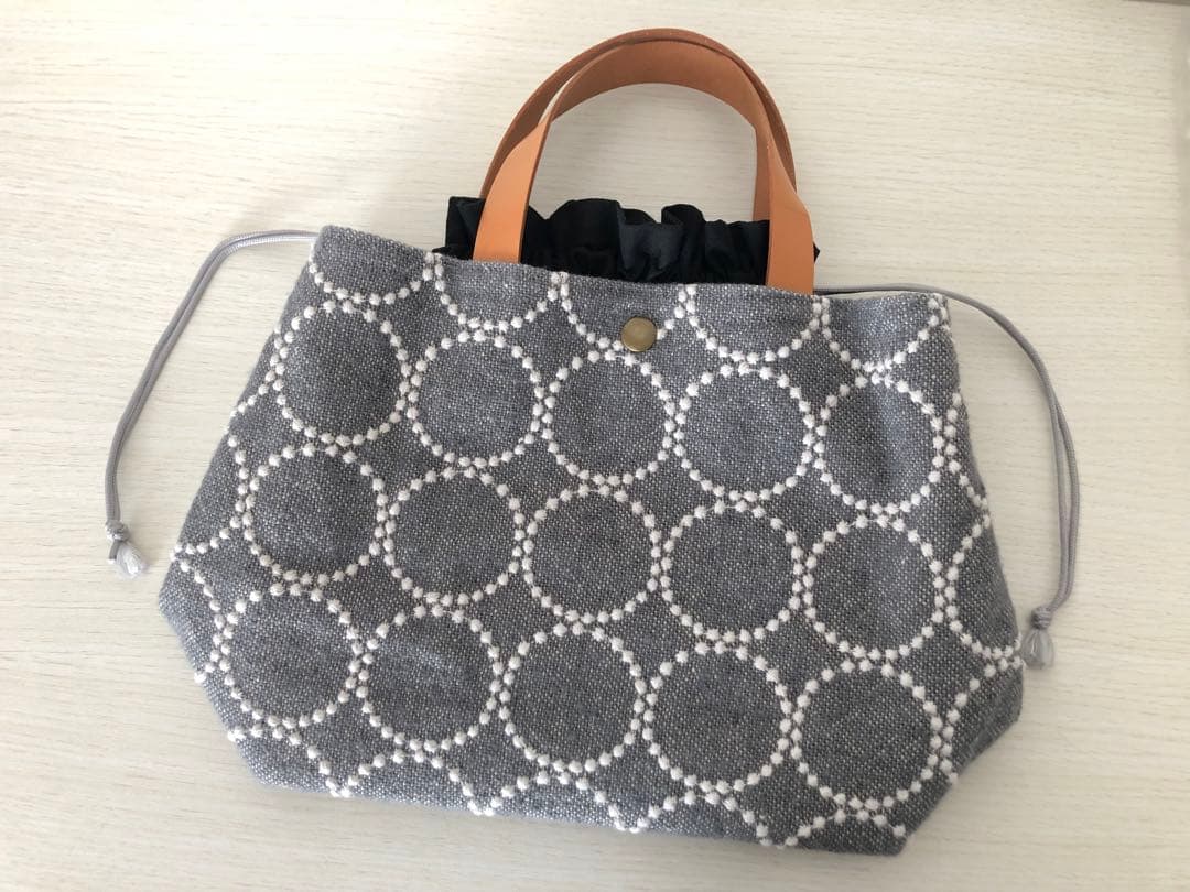 ハンドメイド　巾着バッグ　ミナペルホネン　タンバリン　かばん