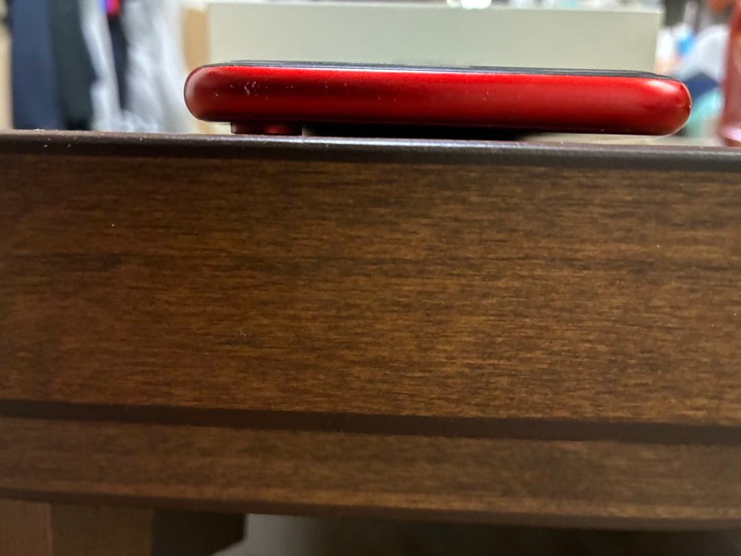 Apple iPhone XR (赤)