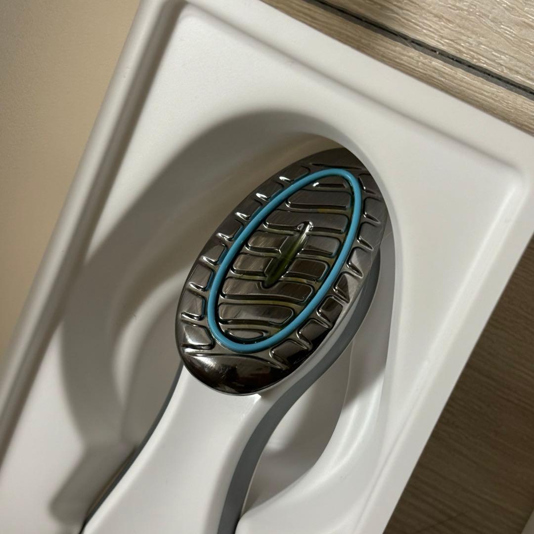 【美品・1度使用】 ニュースキン　ブースト　美顔器　トリートメント付き‼️