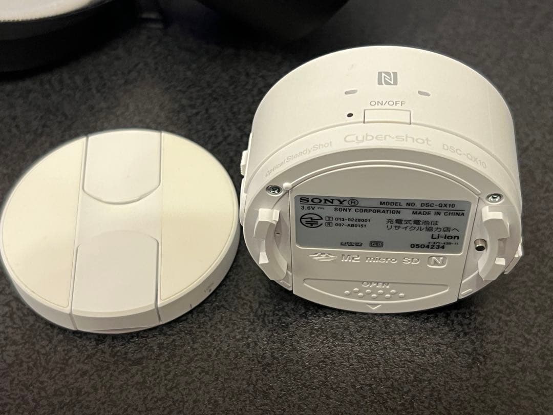 SONY デジタルスチルカメラ　DSC-QX10