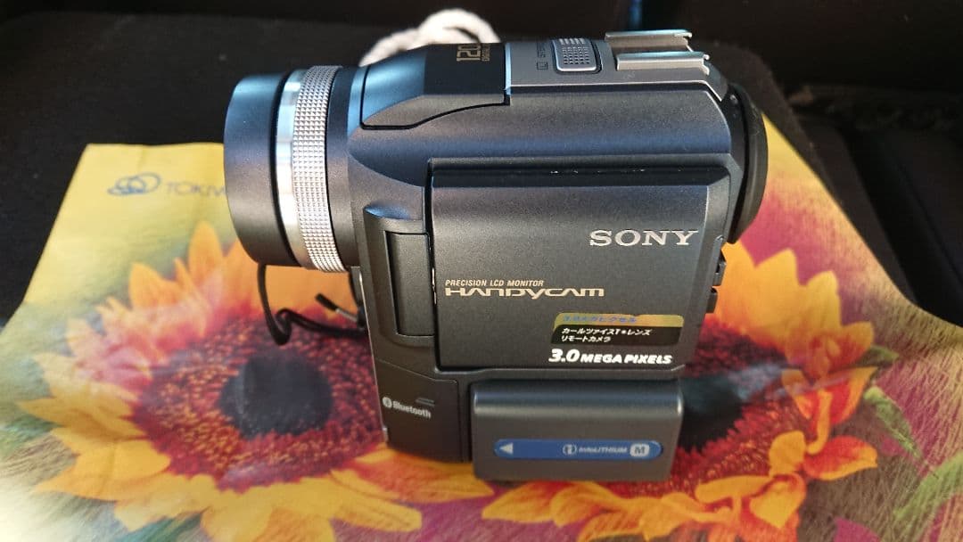 【週末お値下げ/ジャンク】SONY DCR-PC300 ハンディカム おまけ付
