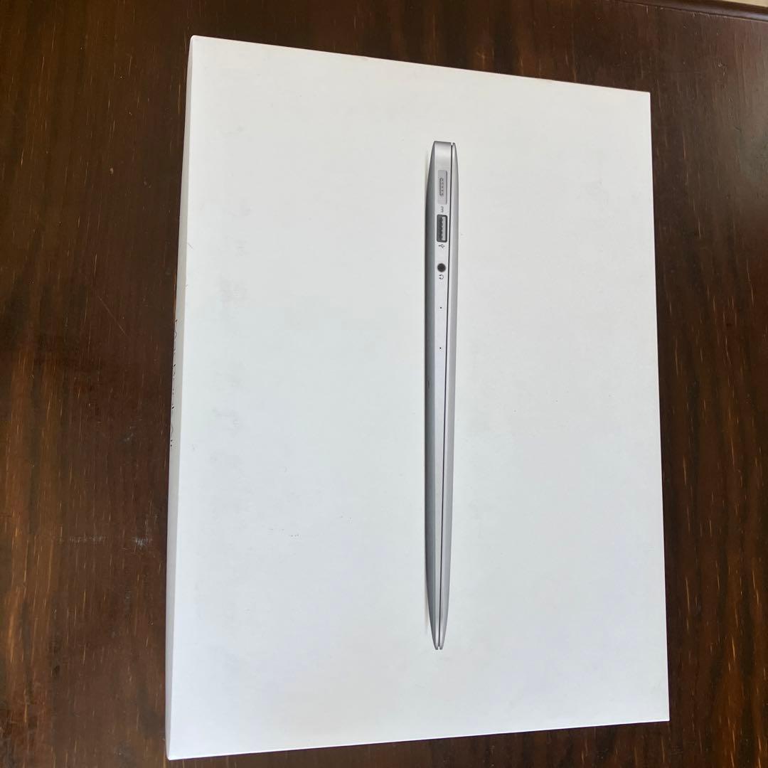 MacBook本体 APPLE MacBook Air 2017 MACBOOK AIR A1466