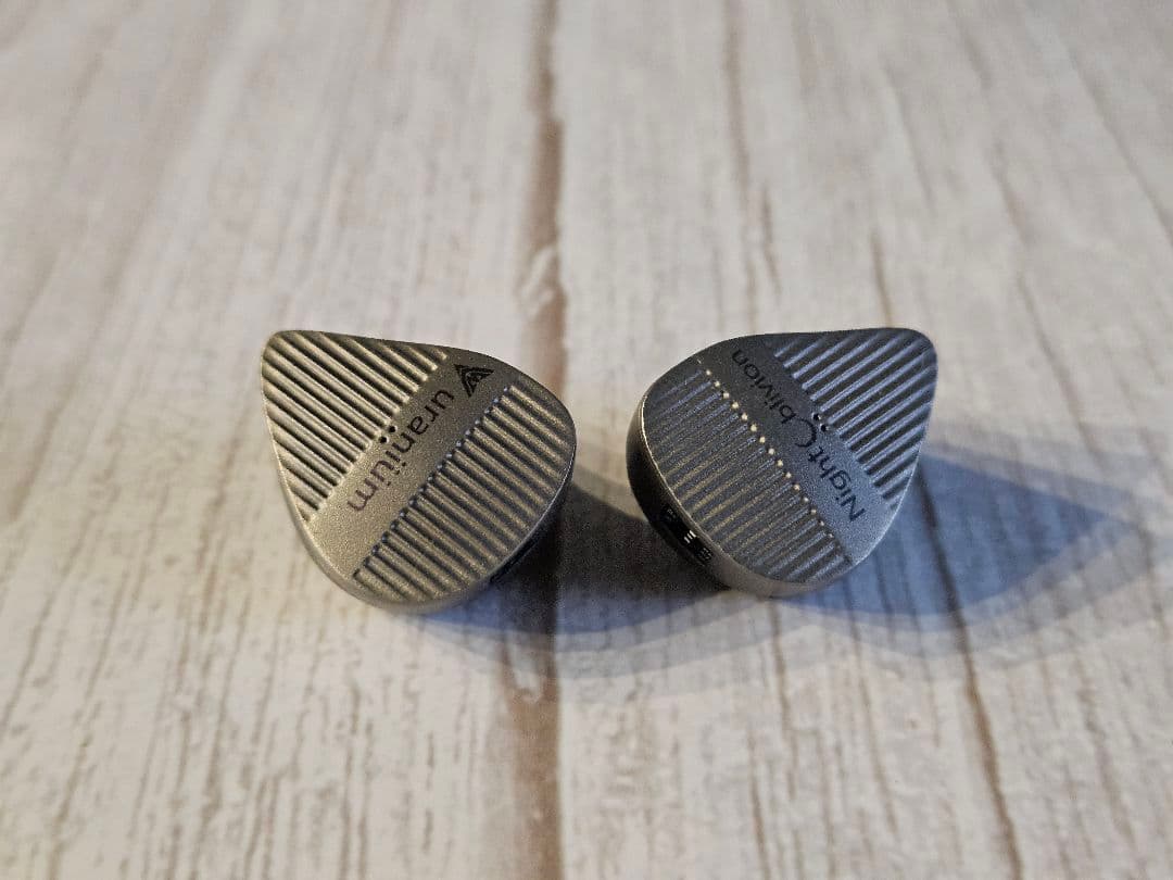 イヤホン Night Oblivion Uranium