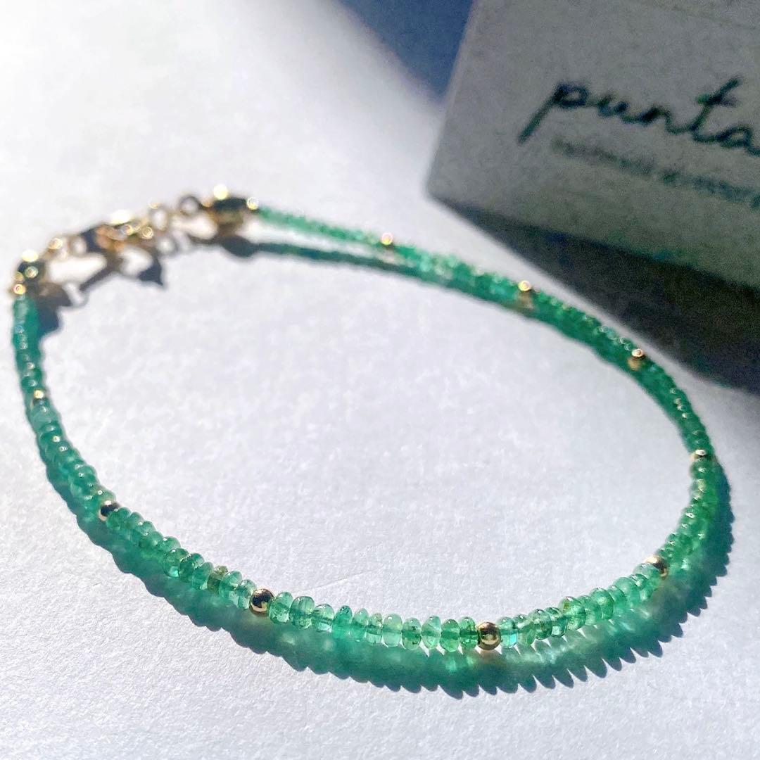 14kgf天然石高品質透明感ありザンビア産エメラルドチタンワイヤーブレスレット♡