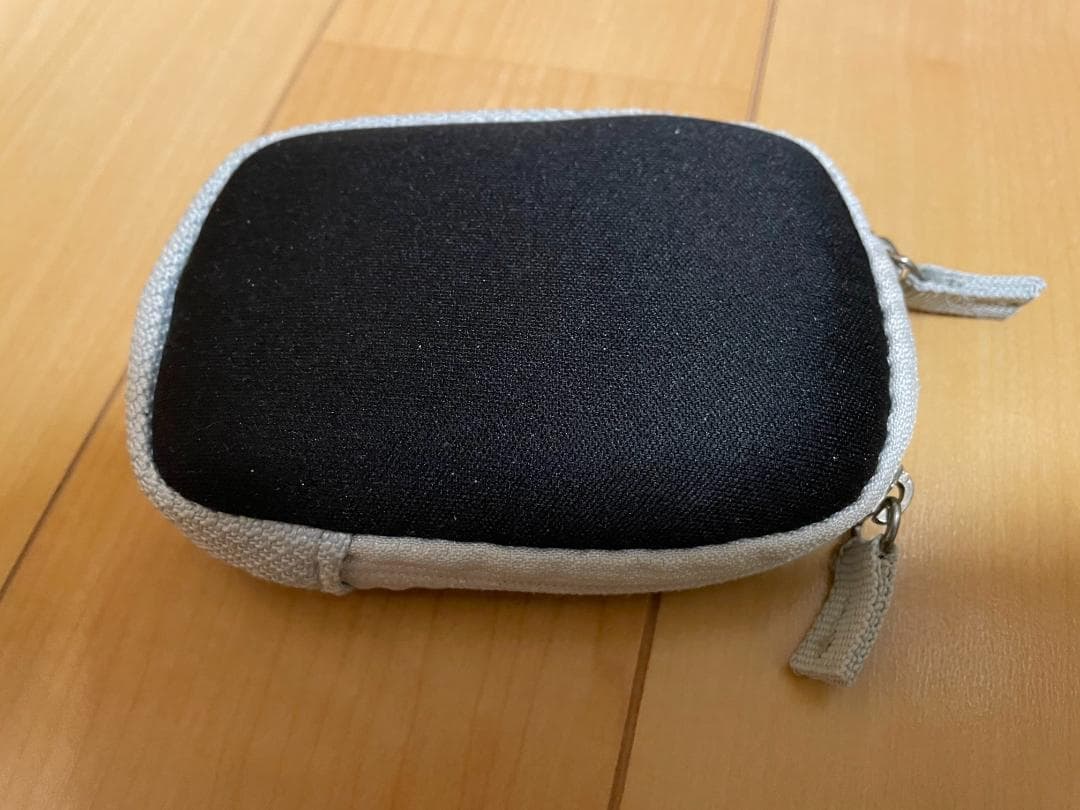 Nikon COOLPIX L23 コンパクトデジタルカメラ　電池駆動　ニコン