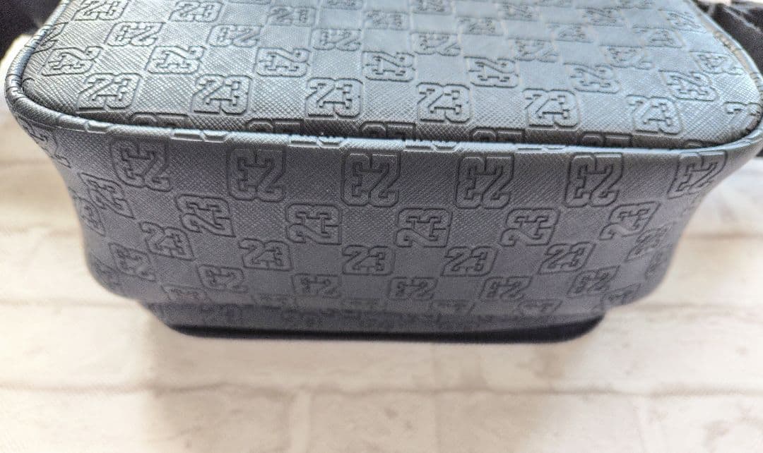【極美品】Jordan ショルダーバッグ ブラック　モノグラム